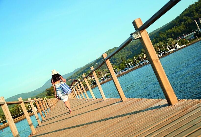 Aqua Fantasy Aquapark Hotel & Spa   Ultra All Inclusive