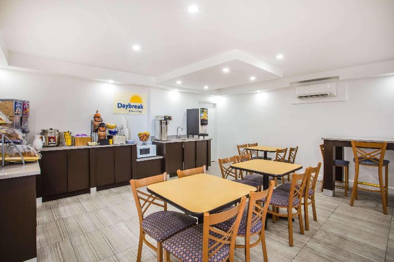 فندق Arya Blu Inn And Suites