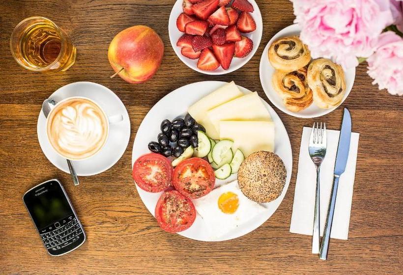 Отель Atelier Apart By Artery S