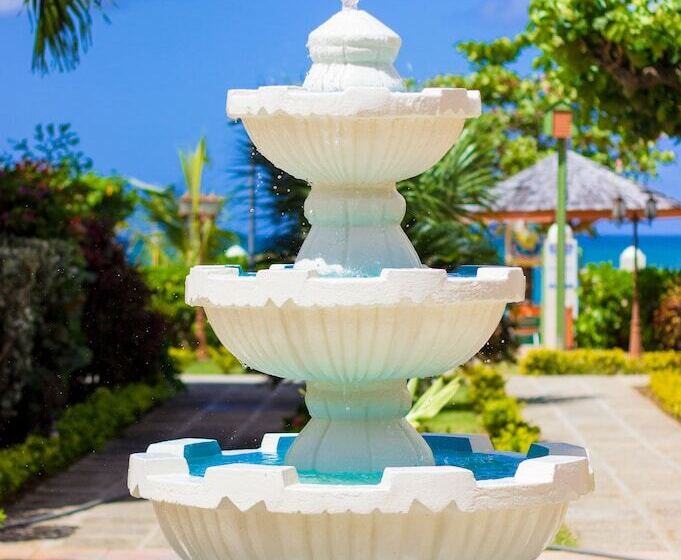 هتل Bay Gardens Beach Resort & Spa