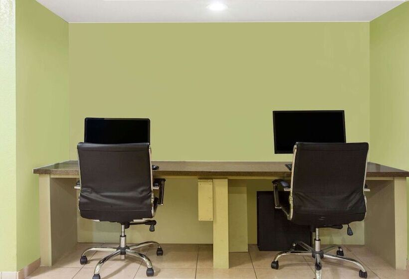 هتل Days Inn By Wyndham San Jose Airport