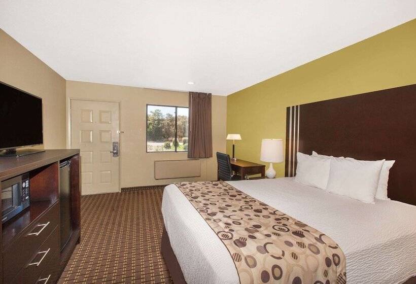 هتل Days Inn By Wyndham San Jose Airport