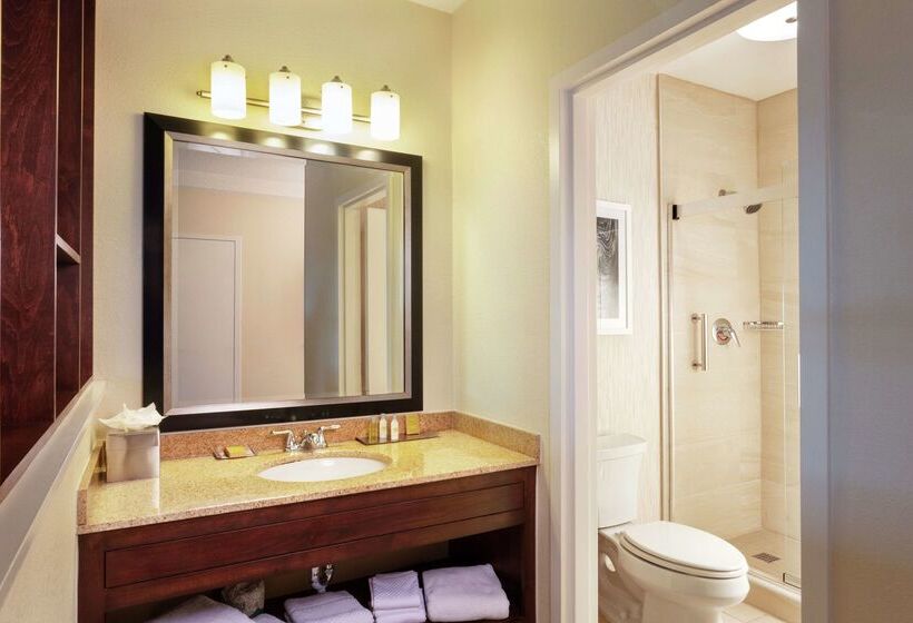 هتل Doubletree By Hilton Columbia, Sc