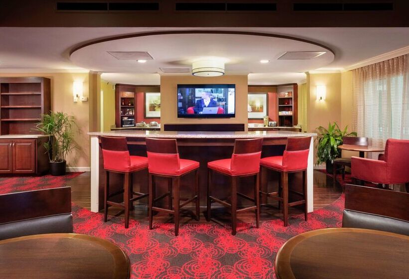 هتل Doubletree By Hilton Columbia, Sc