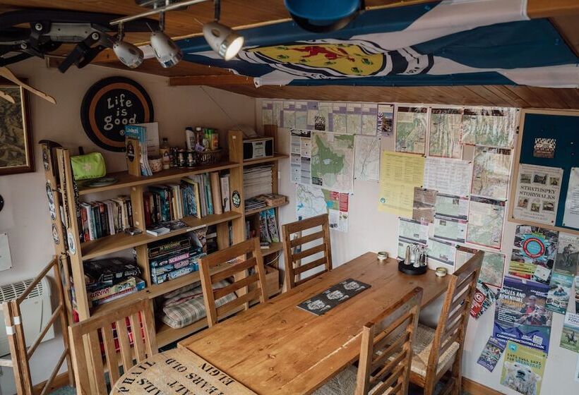 هتل Eriskay B&b And Aviemore Glamping