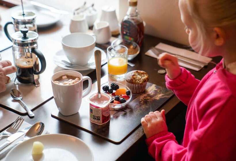 هتل Eriskay B&b And Aviemore Glamping