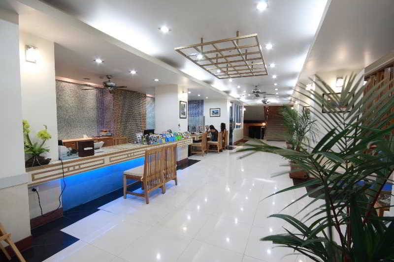 هتل First Residence