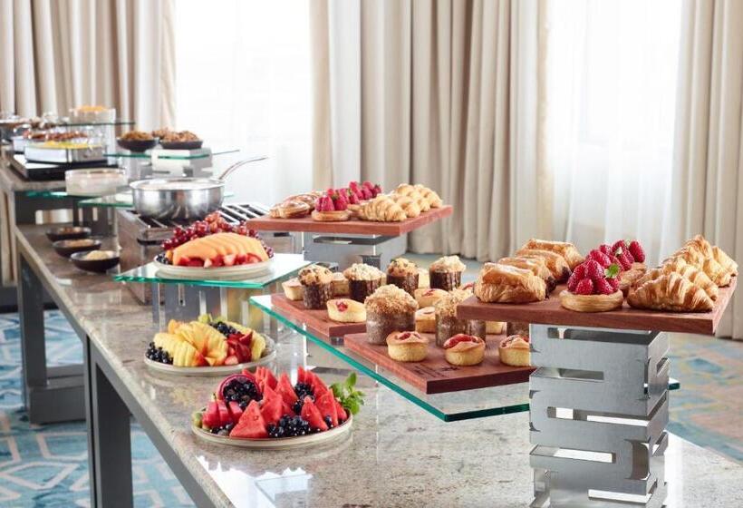 هتل Gaylord National Resort & Convention Center