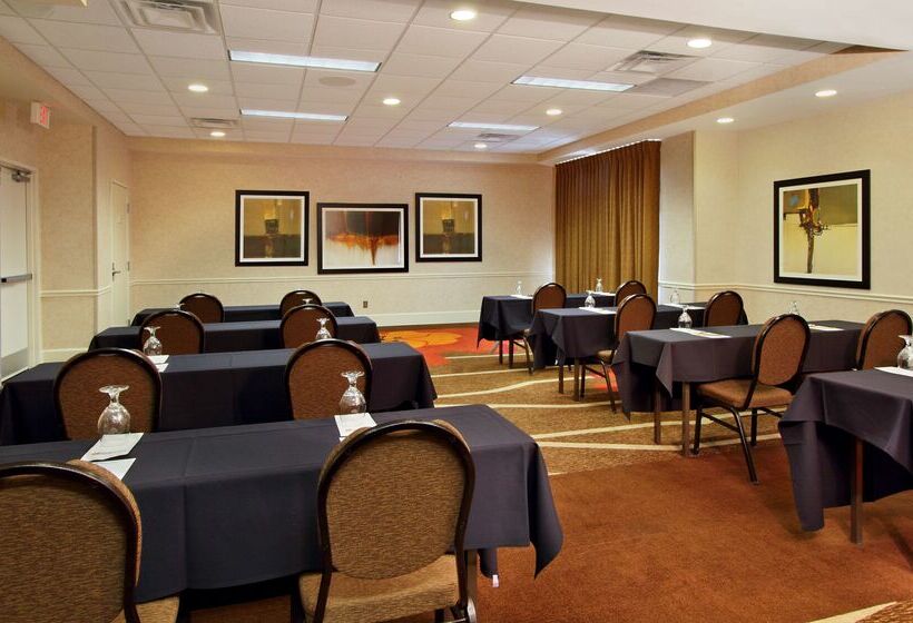 فندق Hilton Garden Inn Columbus Airport