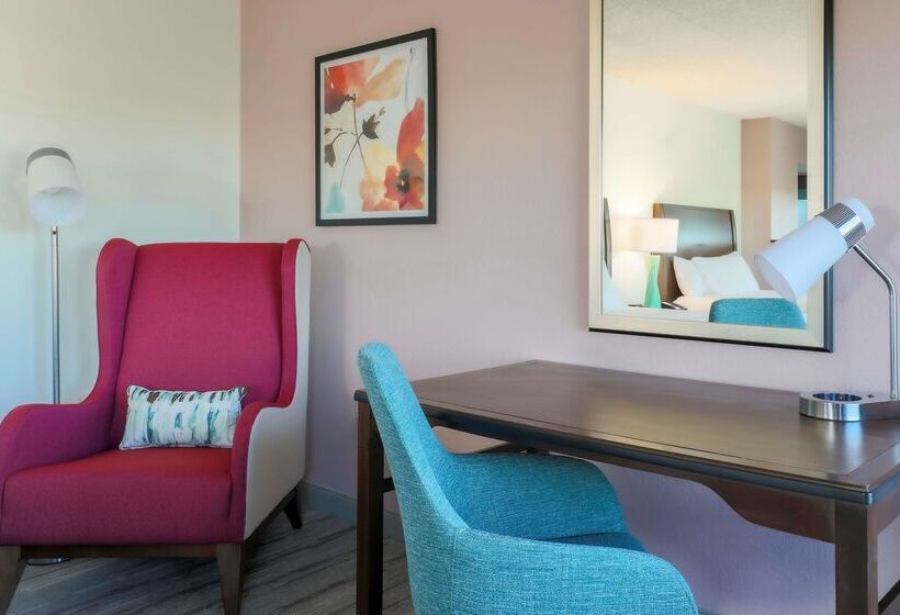 هتل Hilton Garden Inn Raleigh Durham/research Triangle Park