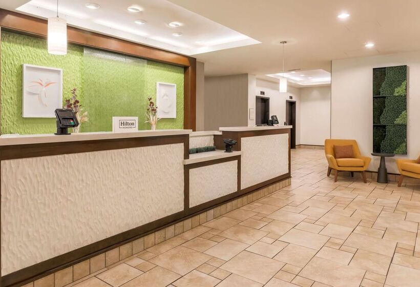 هتل Hilton Garden Inn Raleigh Durham Research Triangle Park