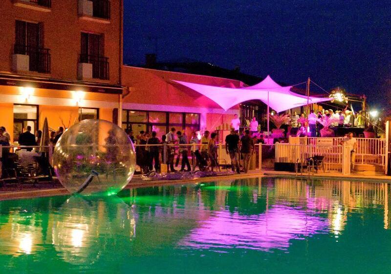 酒店 Mercure Toulouse Aéroport Golf De Seilh