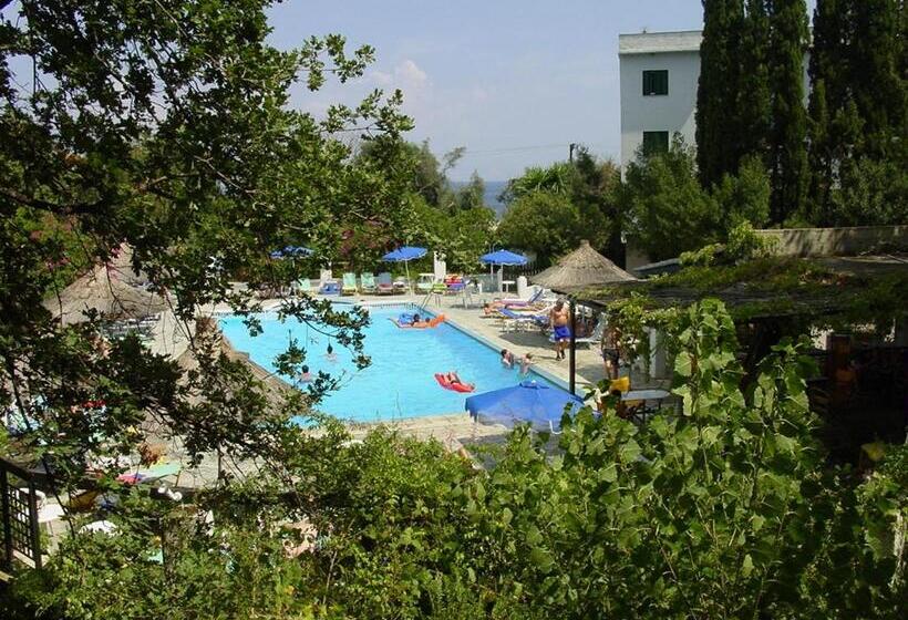 ホテル Ipsos Beach