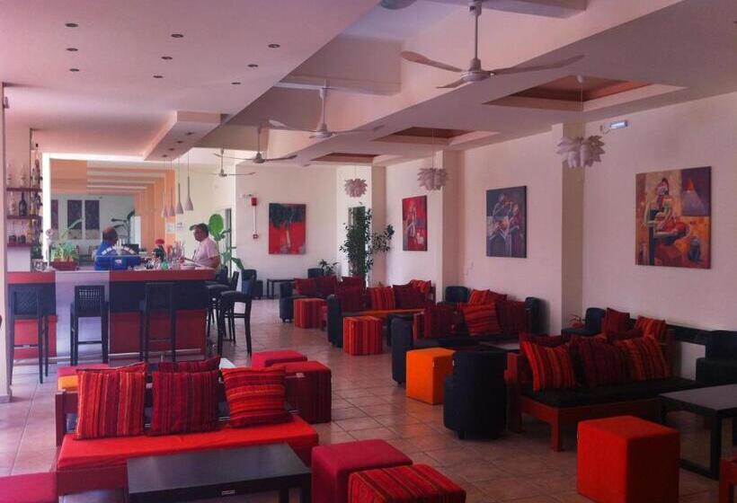 ホテル Ipsos Beach