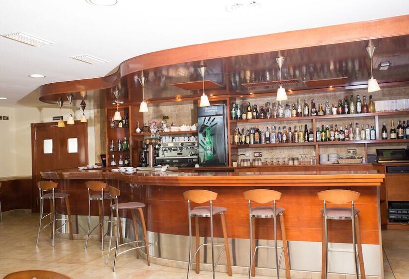 هتل Noguera El Albir