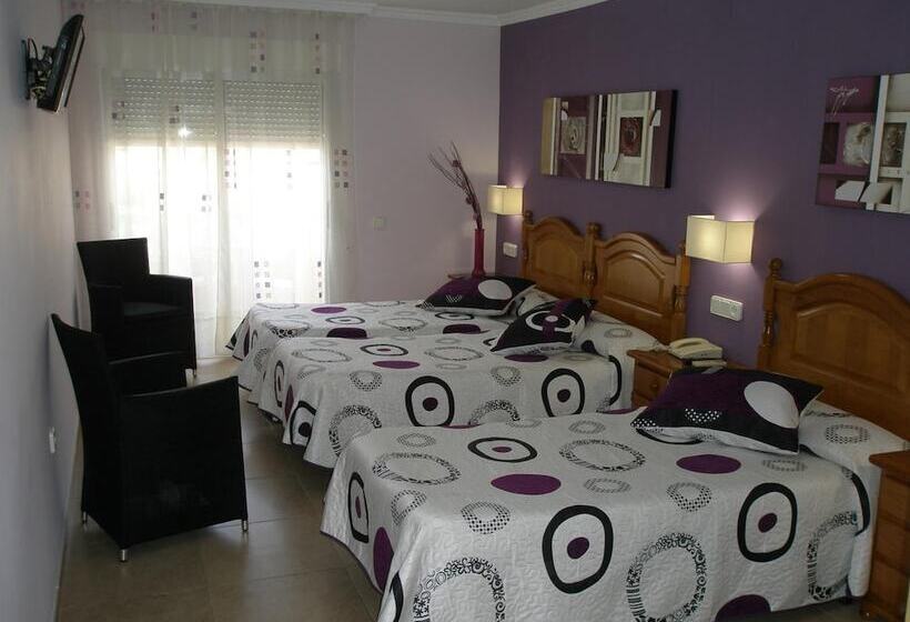 هتل Noguera El Albir