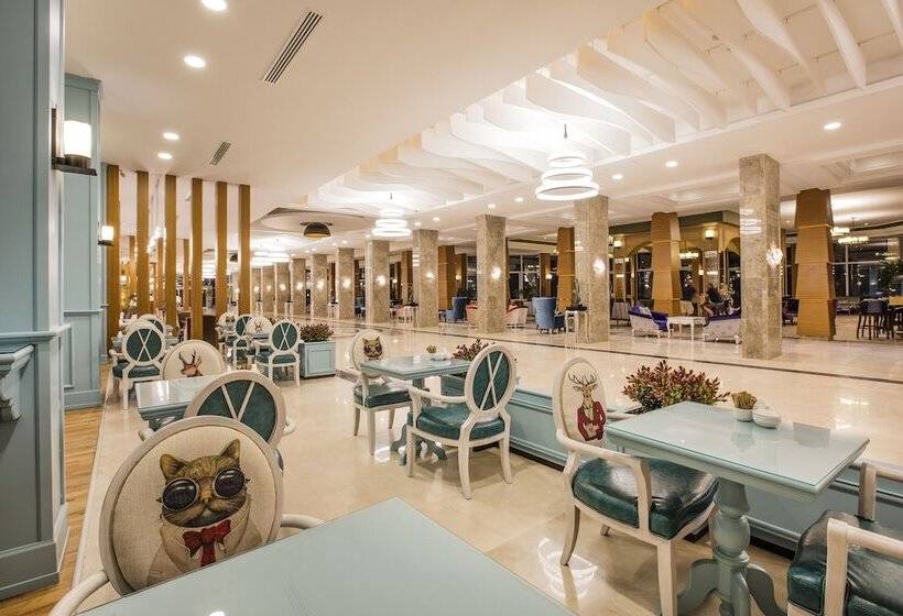 هتل Palm Wings Ephesus Beach Resort