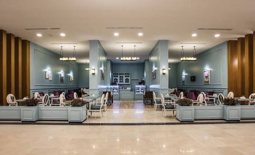 هتل Palm Wings Ephesus Beach Resort