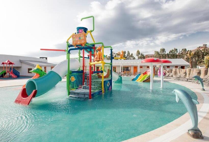 هتل Palm Wings Ephesus Beach Resort