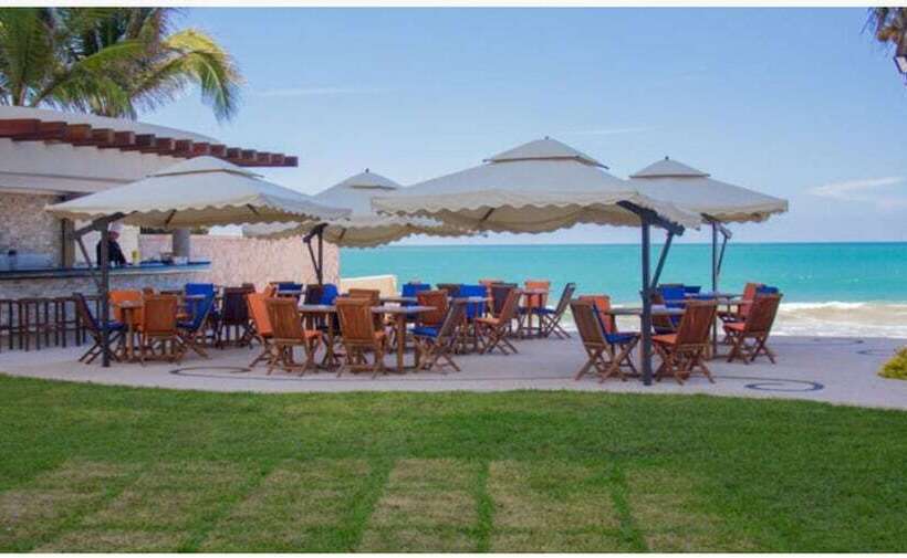 בית מלון כפרי Park Royal Beach Mazatlán