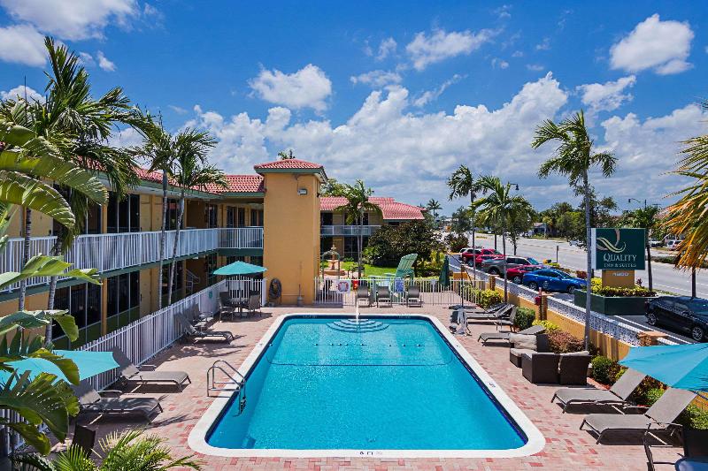 هتل Quality Inn & Suites Airport/cruise Port Hollywood