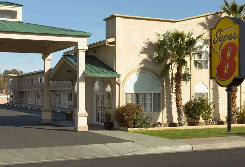 Hotel Super 8 By Wyndham Ridgecrest