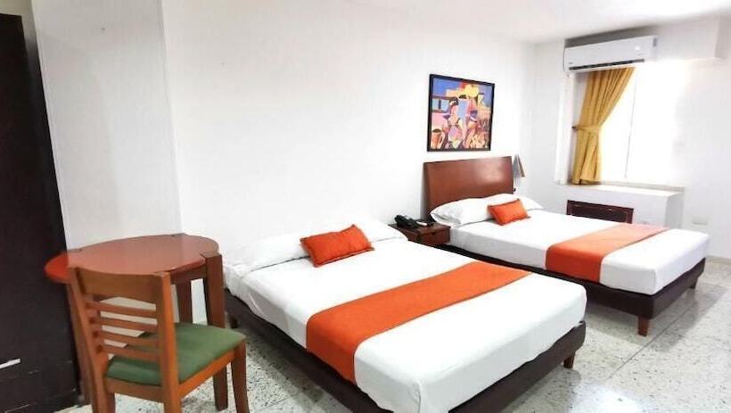 هتل Torre Del Prado