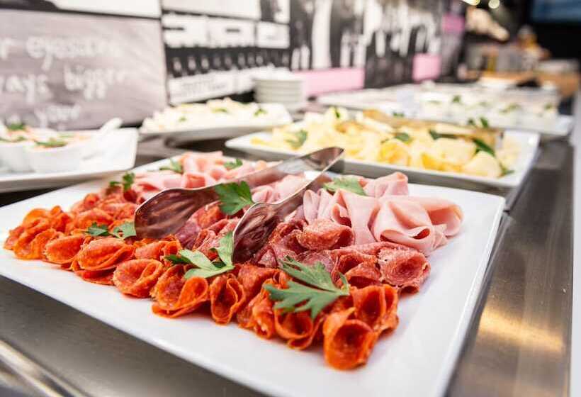 Fotos del hotel Troja:  4