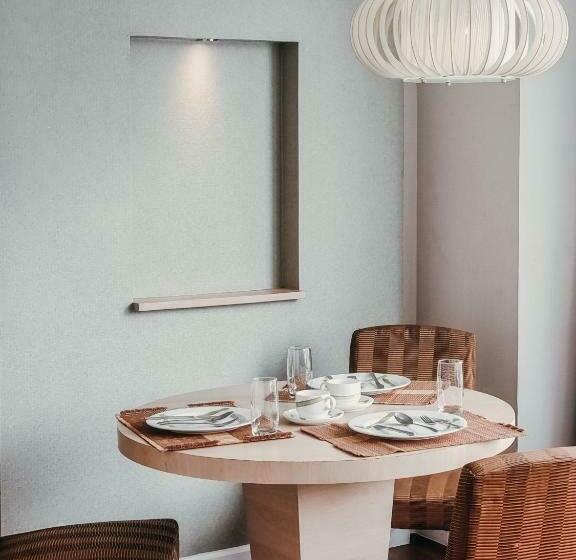 Отель Urbana Langsuan