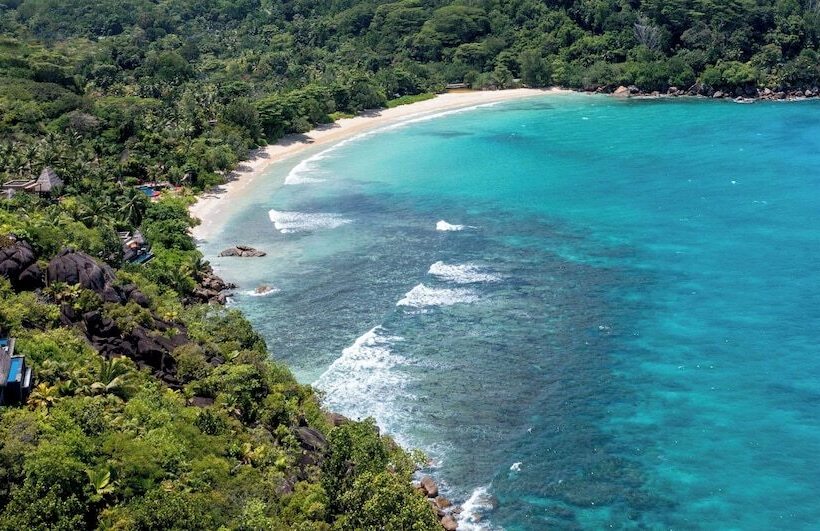 استراحتگاه Anantara Maia Seychelles Villas