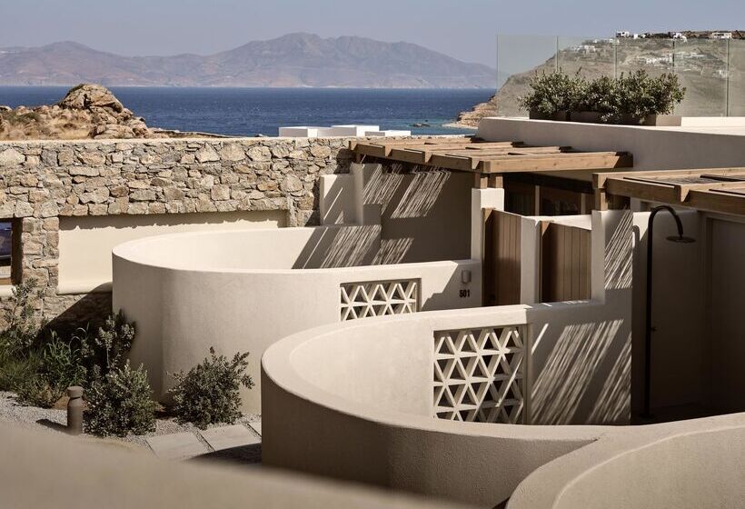 استراحتگاه Suntouch Suites