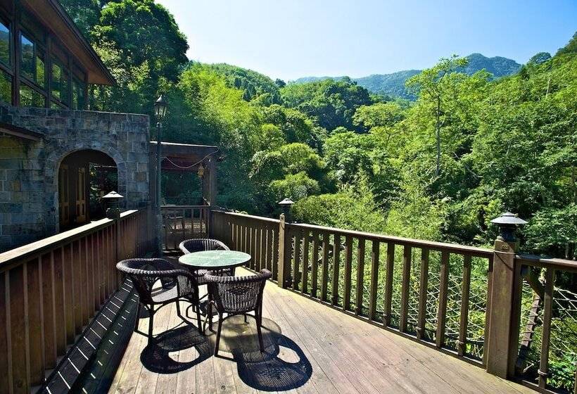هتل Hsinchu Bali Forest Hot Spring Resort
