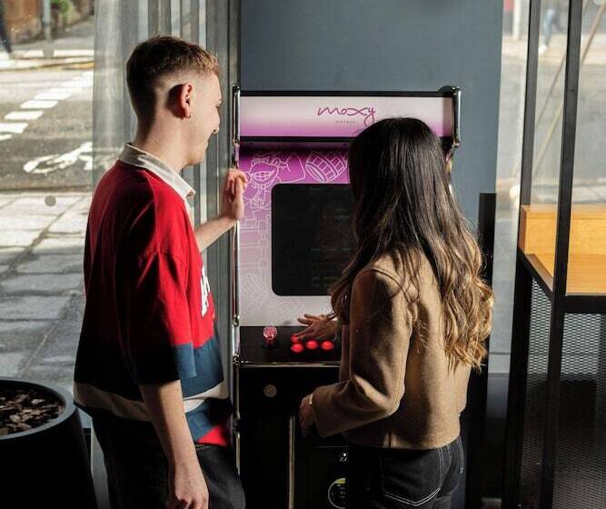 Fotos del hotel Moxy Edinburgh Fountainbridge:  22