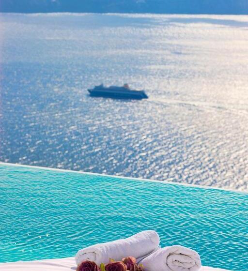 Cosmopolitan Suites - Small Luxury Hotels Of The World