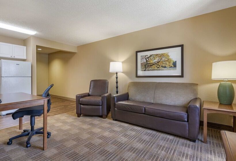 Extended Stay America Suites  Orlando  Maitland  1776 Pembrook Dr