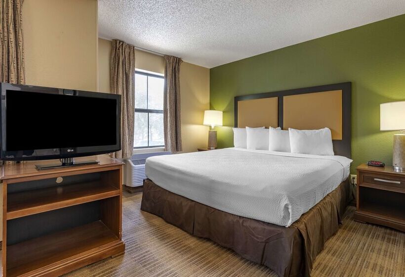 Extended Stay America Suites  Orlando  Maitland  1776 Pembrook Dr