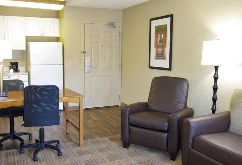 Extended Stay America Suites  Orlando  Maitland  1776 Pembrook Dr