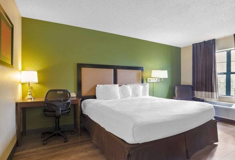 Extended Stay America Suites  Orlando  Maitland  1776 Pembrook Dr