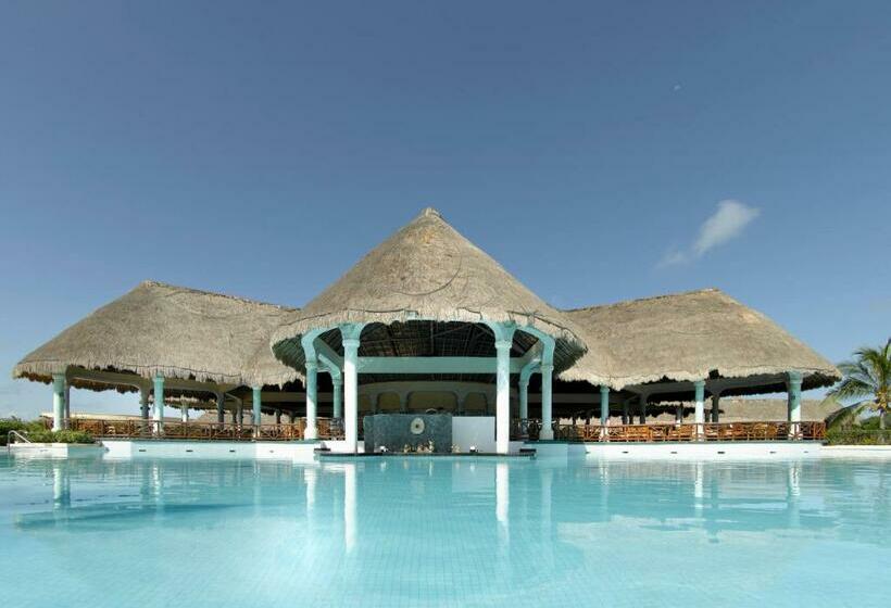 Grand Palladium Kantenah Resort & Spa - All Inclusive