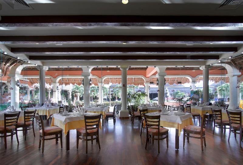 Grand Palladium White Sand Resort & Spa   All Inclusive
