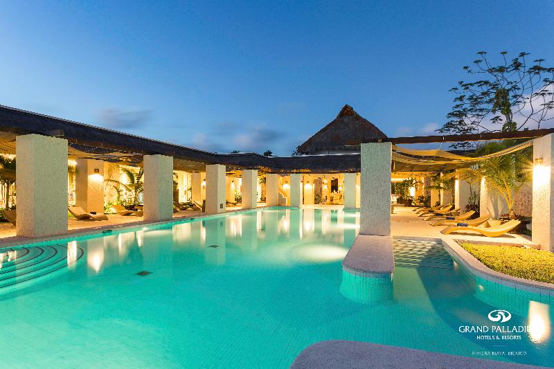 Grand Palladium White Sand Resort & Spa   All Inclusive