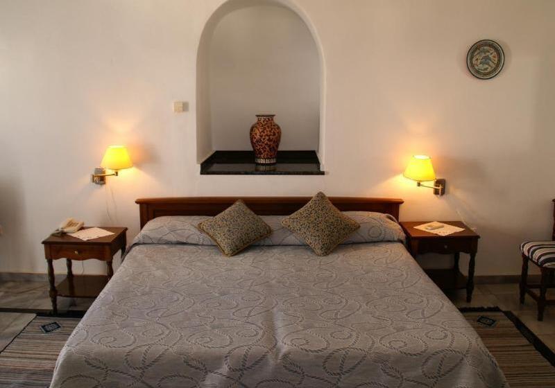 هتل Aethrio Sunset Village   Oia