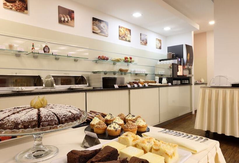 Fotos del hotel Amarilis:  6