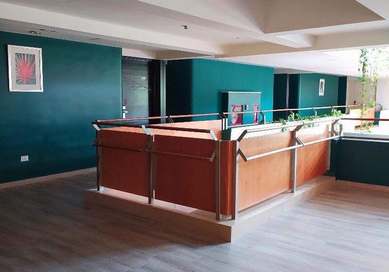 هتل Amerian Portal Del Iguazu