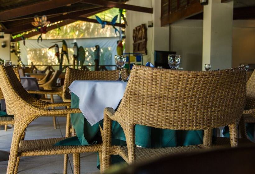 هتل Catussaba Resort