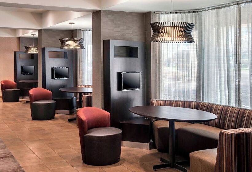 هتل Courtyard By Marriott Jersey City Newport