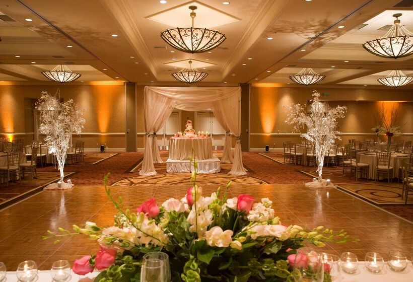 ホテル Doubletree Suites By Hilton Anaheim Rsrt   Conv Cntr