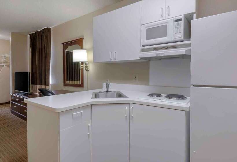 هتل Extended Stay America Suites   Orlando   Lake Mary   1036 Greenwood Blvd