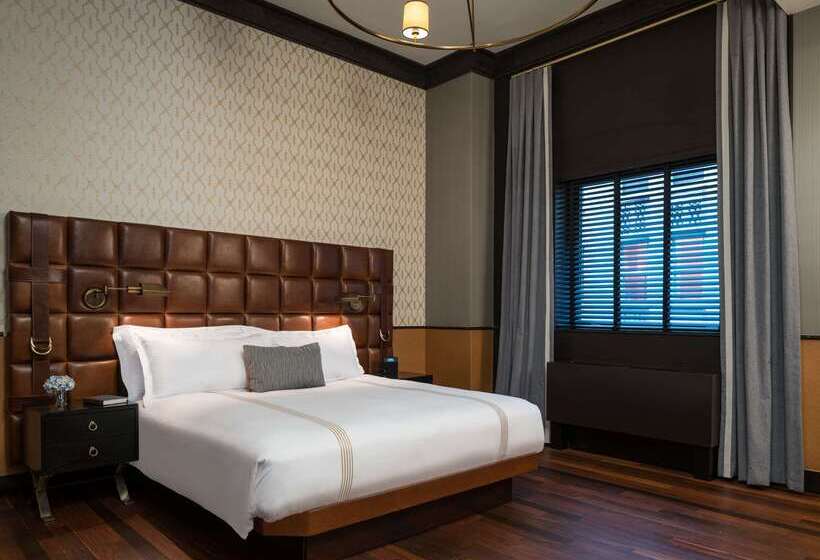 Gild Hall – A Thompson