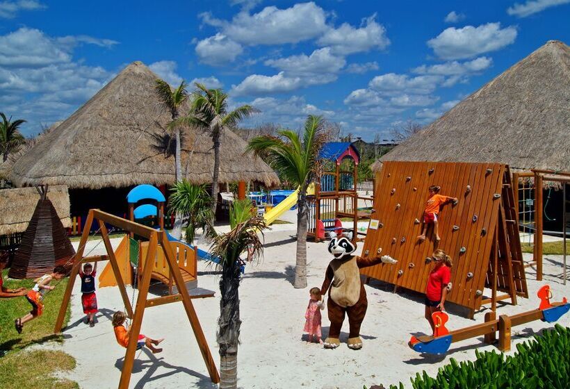 Grand Palladium White Sand Resort & Spa   All Inclusive